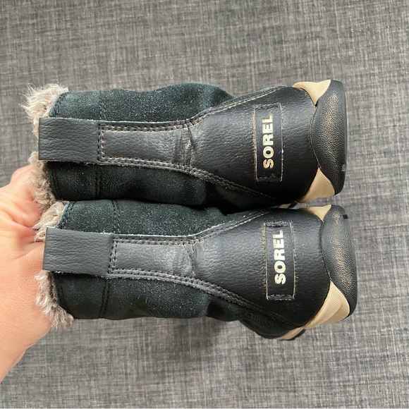 Sorel Whitney Suede Lace Up winter Boots - Picture 9 of 9